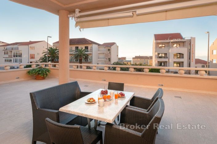 Image No.19-31 Bed Villa for sale