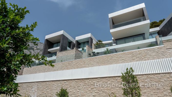 Image No.3-4 Bed Villa for sale