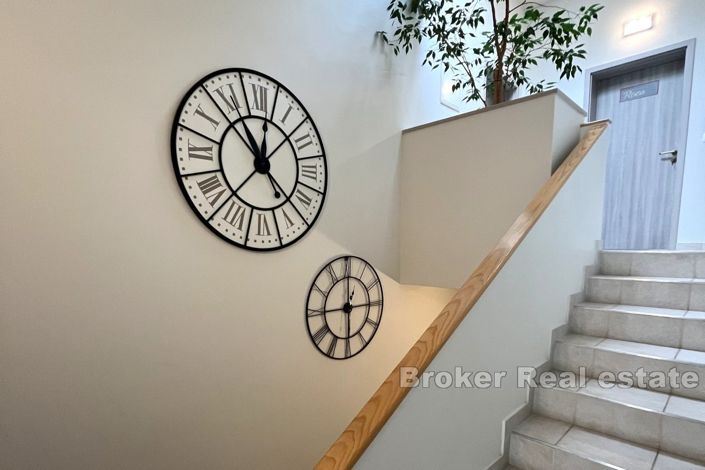 Image No.10-Villa de 8 chambres à vendre à Makarska