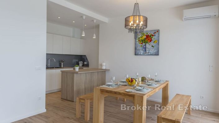 Image No.8-4 Bed Villa for sale