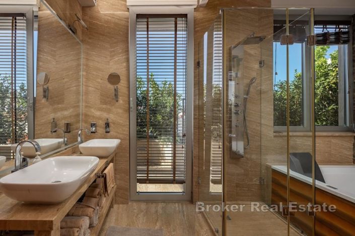 Image No.13-3 Bed Apartment for sale