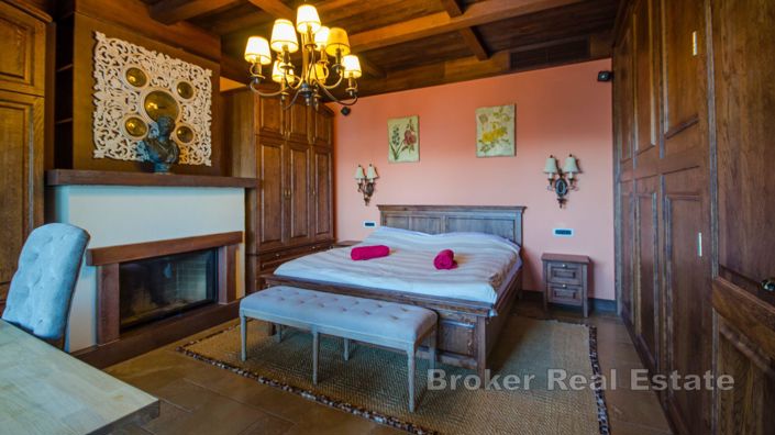 Image No.14-Villa de 6 chambres à vendre à Ciovo