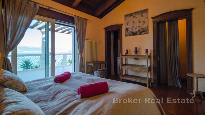 Image No.19-Villa de 6 chambres à vendre à Ciovo