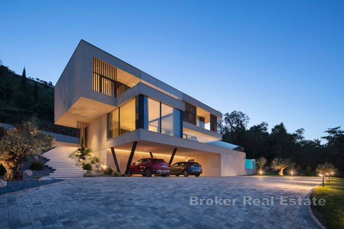 Image No.18-4 Bed Villa for sale