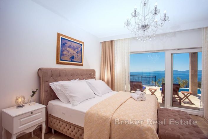 Image No.5-Villa de 4 chambres à vendre à Omiš