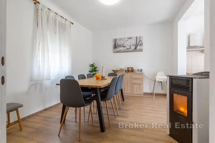 Image No.4-Villa de 4 chambres à vendre à Gospic