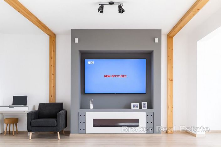 Image No.5-Villa de 4 chambres à vendre à Kaštel Sucurac