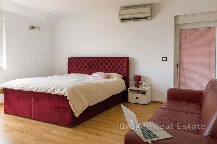 Image No.9-Villa de 4 chambres à vendre à Kaštel Sucurac