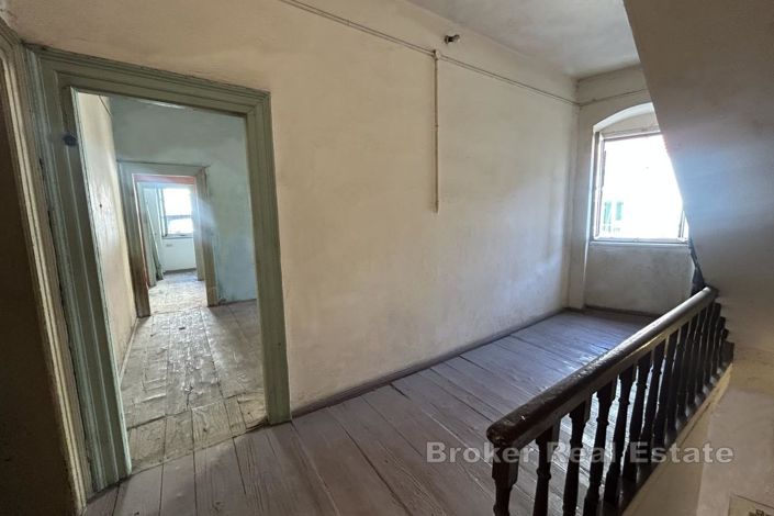 Image No.3-Appartement de 5 chambres à vendre à Split