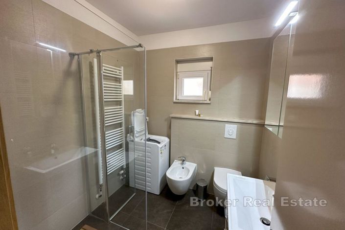 Image No.11-6 Bed Villa for sale