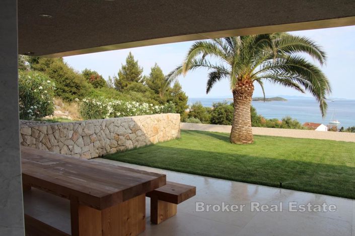 Image No.4-4 Bed Villa for sale