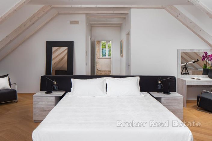 Image No.14-6 Bed Villa for sale