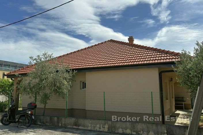 Image No.3-Villa de 3 chambres à vendre à Split