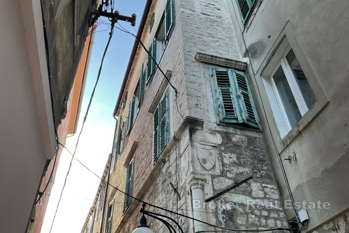 Image No.16-9 Bed Villa for sale