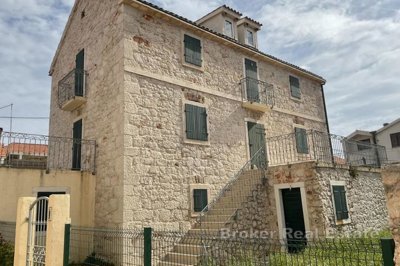 1 - , Villa