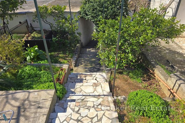 Image No.11-10 Bed Villa for sale