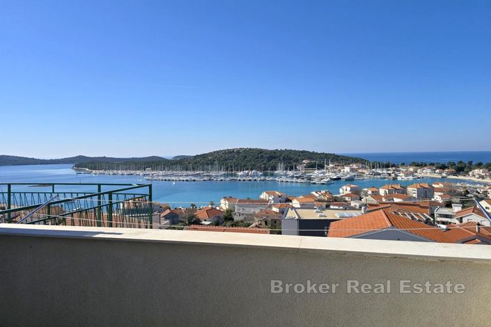 Image No.2-10 Bed Villa for sale