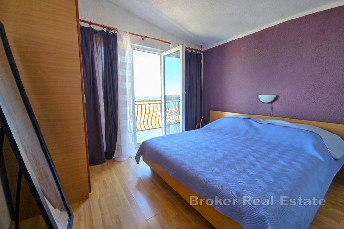 Image No.8-10 Bed Villa for sale