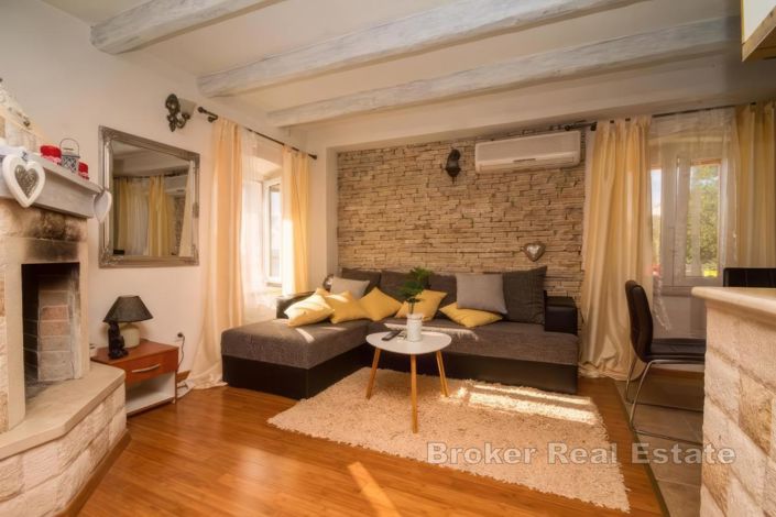 Image No.5-8 Bed Villa for sale