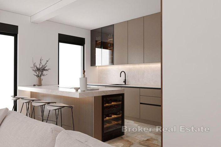 Image No.3-5 Bed Villa for sale