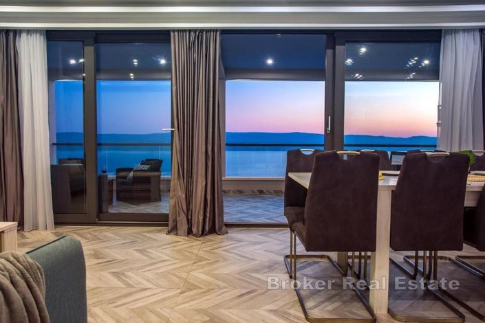 Image No.3-Villa de 8 chambres à vendre à Omiš