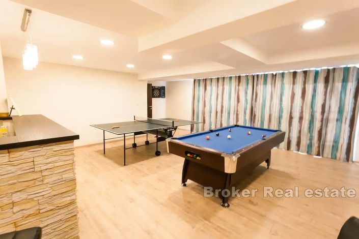 Image No.11-Villa de 4 chambres à vendre à Split