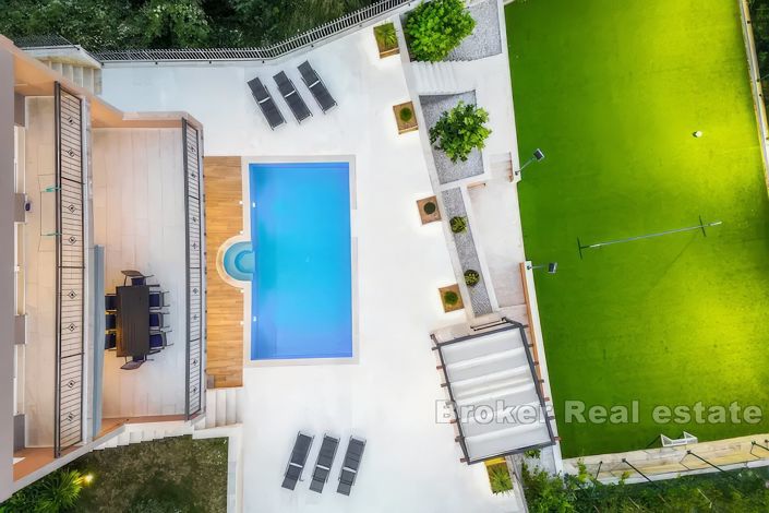 Image No.2-Villa de 4 chambres à vendre à Split