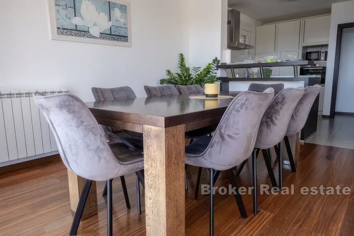 Image No.4-Villa de 4 chambres à vendre à Split