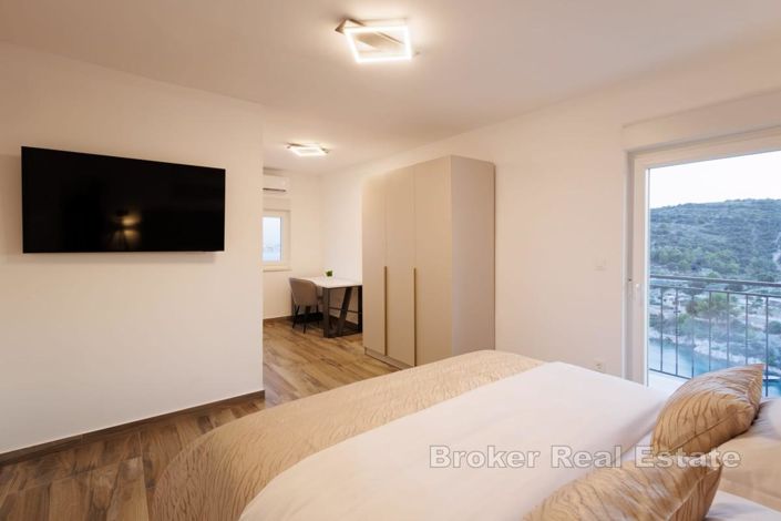 Image No.14-Villa de 7 chambres à vendre à Rogoznica