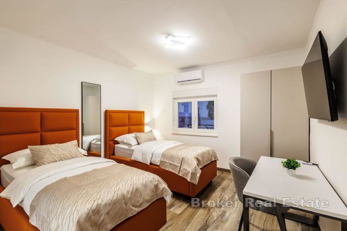 Image No.18-Villa de 7 chambres à vendre à Rogoznica