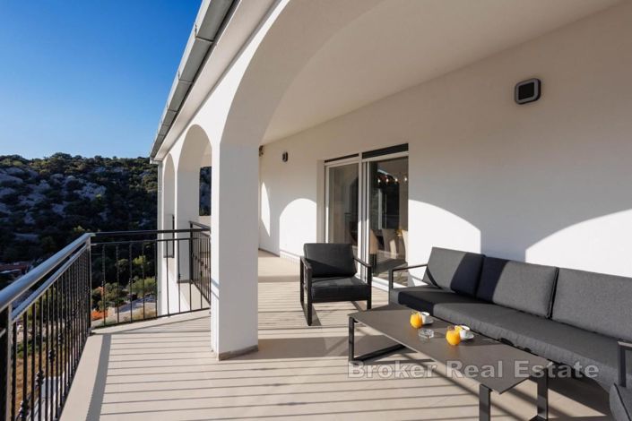 Image No.22-Villa de 7 chambres à vendre à Rogoznica