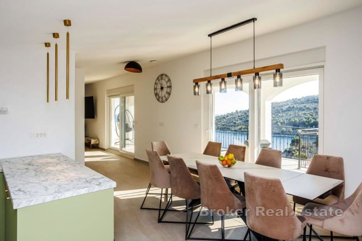 Image No.9-Villa de 7 chambres à vendre à Rogoznica