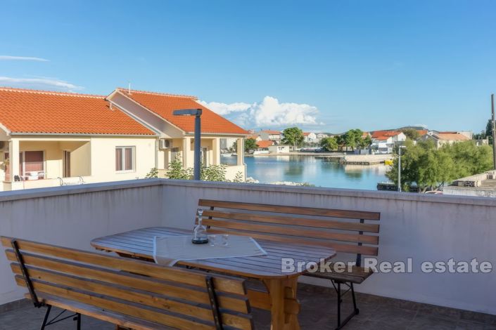 Image No.2-Villa de 10 chambres à vendre à Murter