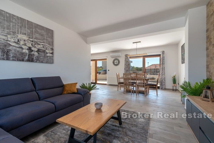 Image No.4-Villa de 3 chambres à vendre à Ciovo