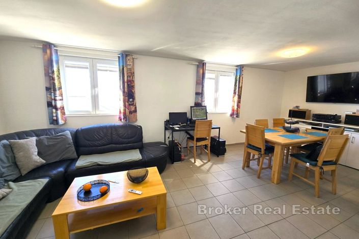 Image No.3-4 Bed Villa for sale