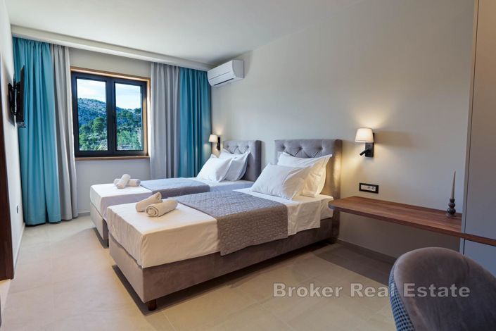 Image No.21-6 Bed Villa for sale