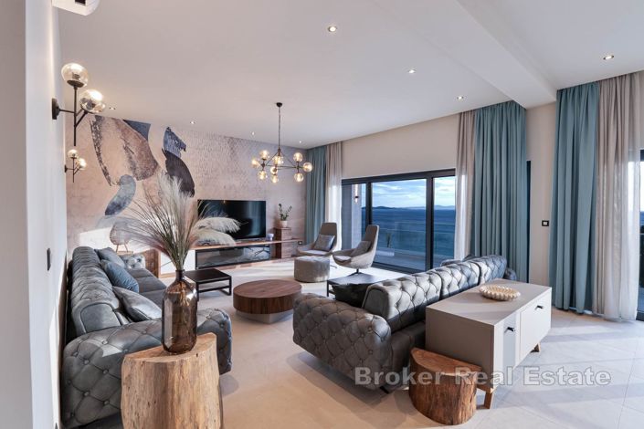 Image No.6-6 Bed Villa for sale