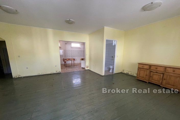 Image No.8-Villa de 8 chambres à vendre à Ciovo