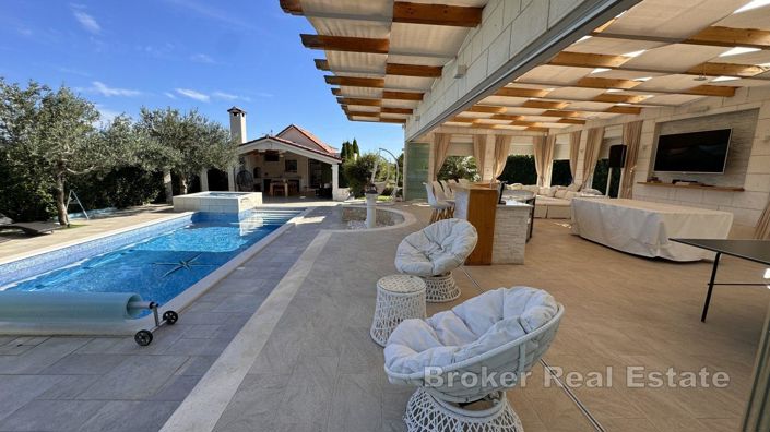 Image No.18-3 Bed Villa for sale