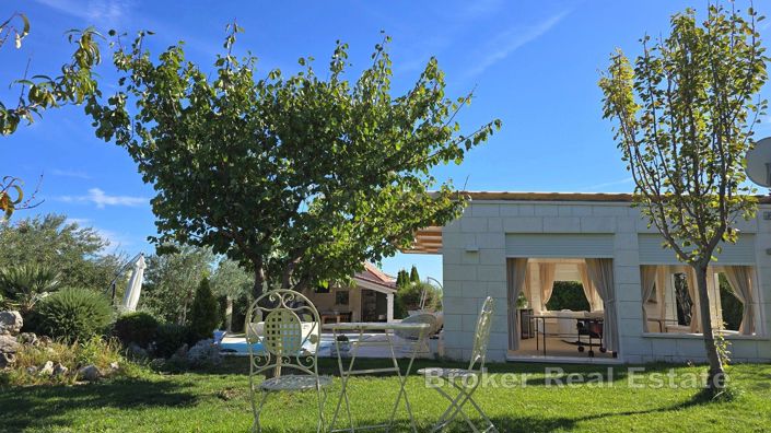 Image No.20-3 Bed Villa for sale