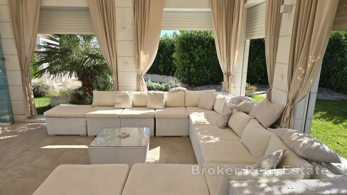 Image No.5-3 Bed Villa for sale