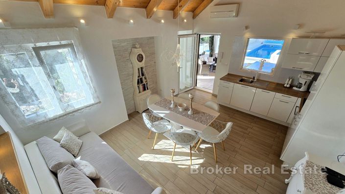 Image No.9-3 Bed Villa for sale