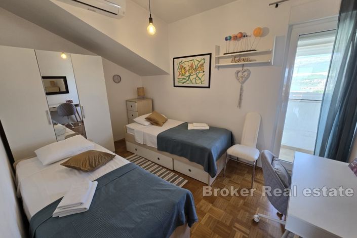 Image No.10-3 Bed Apartment for sale