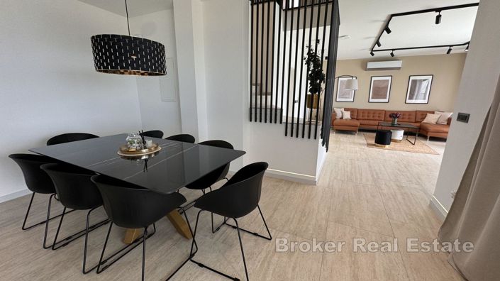 Image No.7-Villa de 8 chambres à vendre à Makarska