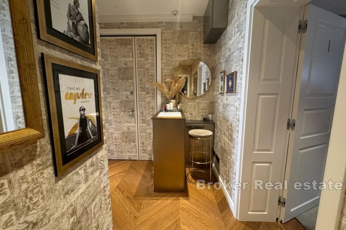 Image No.7-3 Bed Apartment for sale