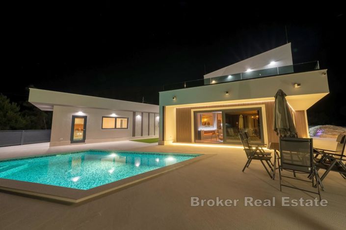 Image No.3-Villa de 3 chambres à vendre à Split