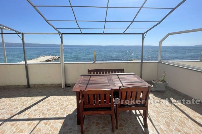 Image No.2-Villa de 15 chambres à vendre à Split