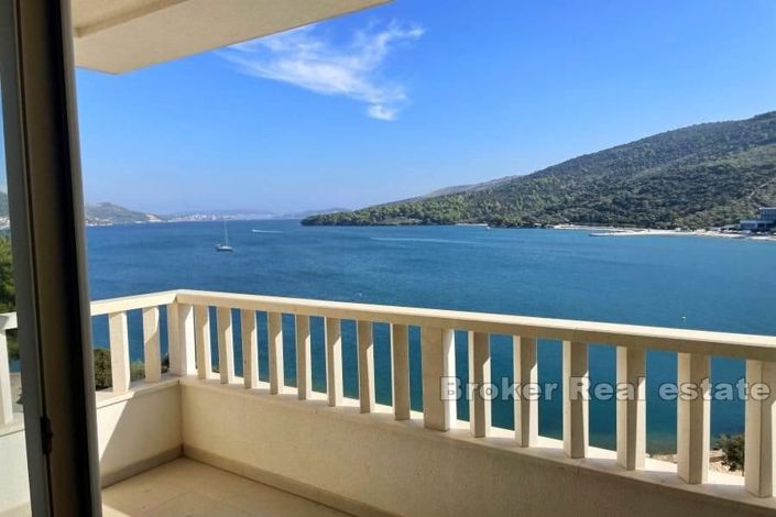 Image No.2-12 Bed Villa for sale