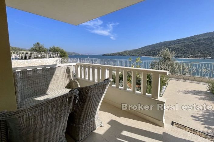 Image No.3-12 Bed Villa for sale