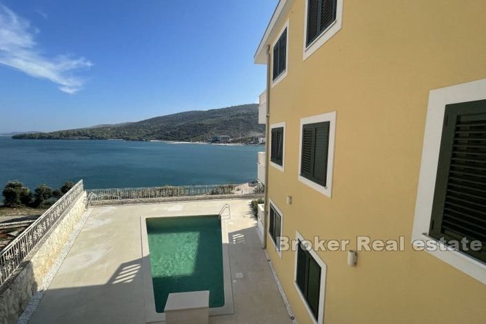 Image No.7-12 Bed Villa for sale